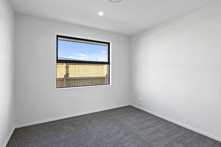 36 Florence Drive Lincoln_20