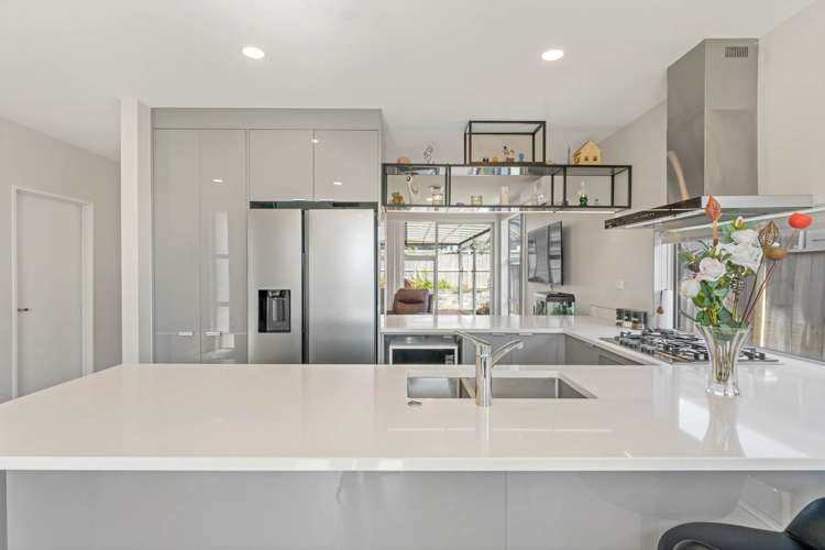 12 Hukihuki Drive Takanini_3