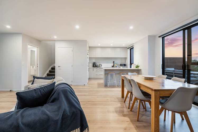 105 Bonair Crescent Millwater_12