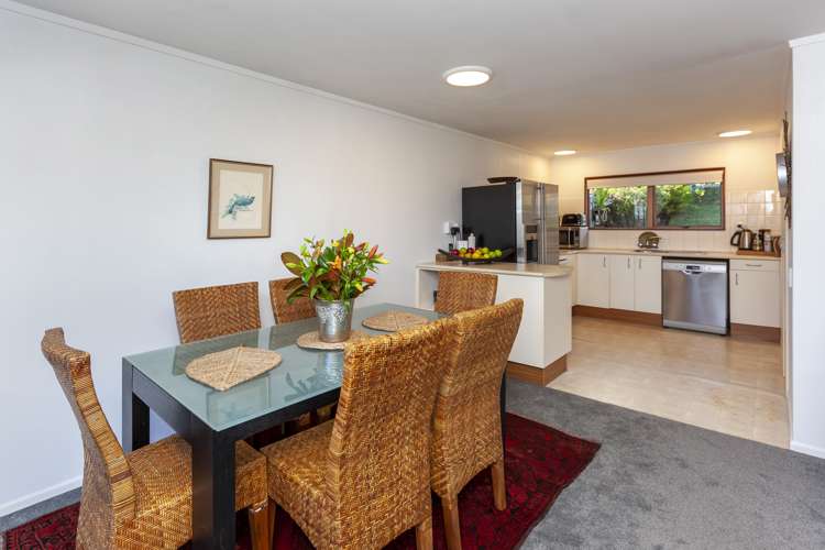 30a Kakariki Grove Waikanae_15