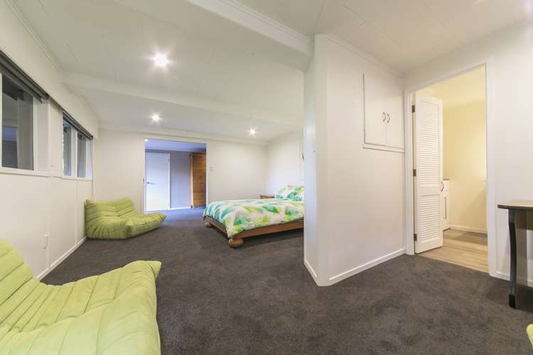 17 Deane Avenue Titirangi_13