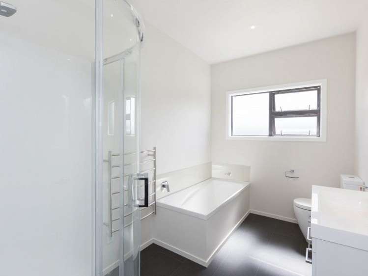 23 King Charles Drive Kingsley Heights_17