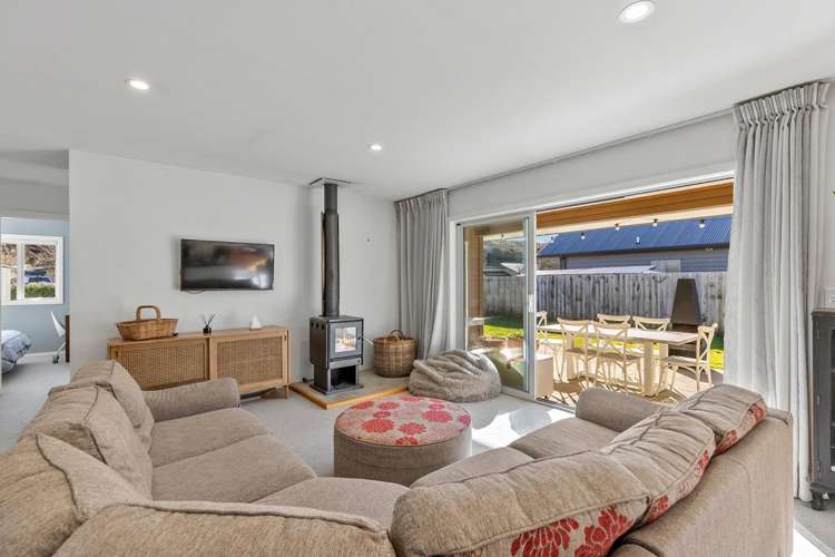 4 Warbler Lane Albert Town_8
