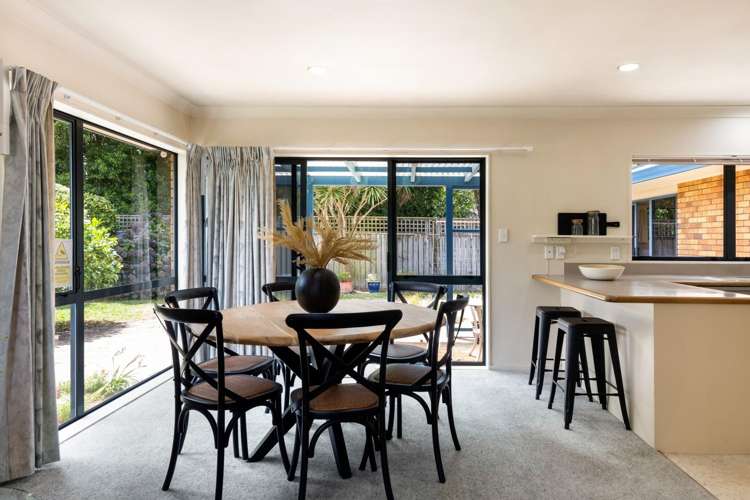 22 Bouverie Crescent Flagstaff_5