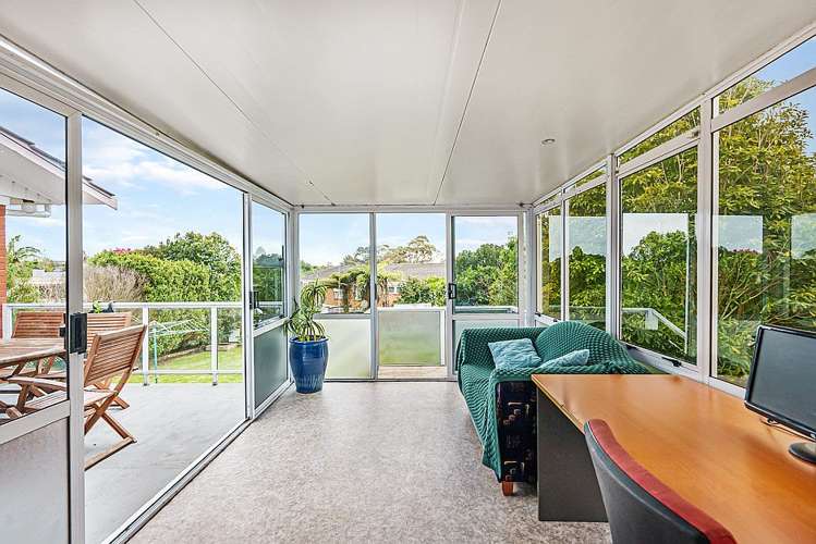 75 Clark Road Pahurehure_8