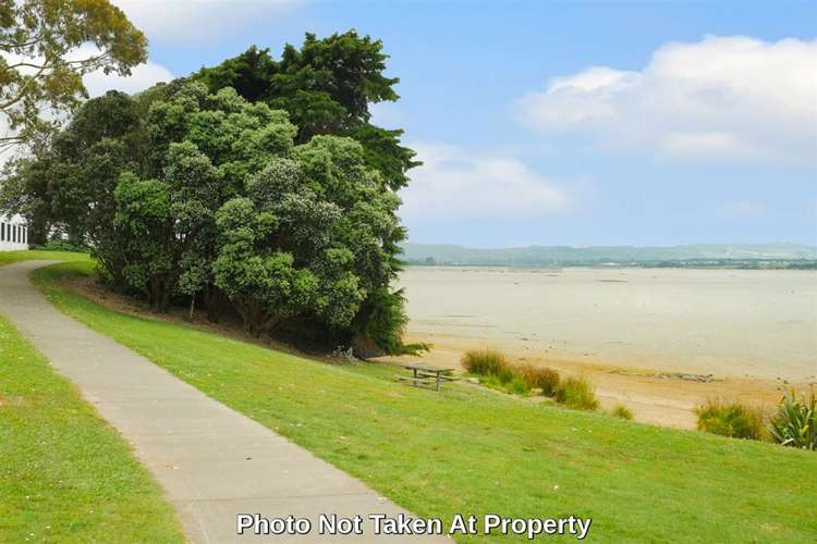 17 Carnoustie Drive Wattle Downs_28