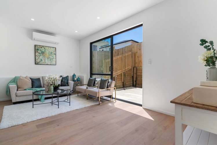 13b Tonkin Drive Sunnynook_7