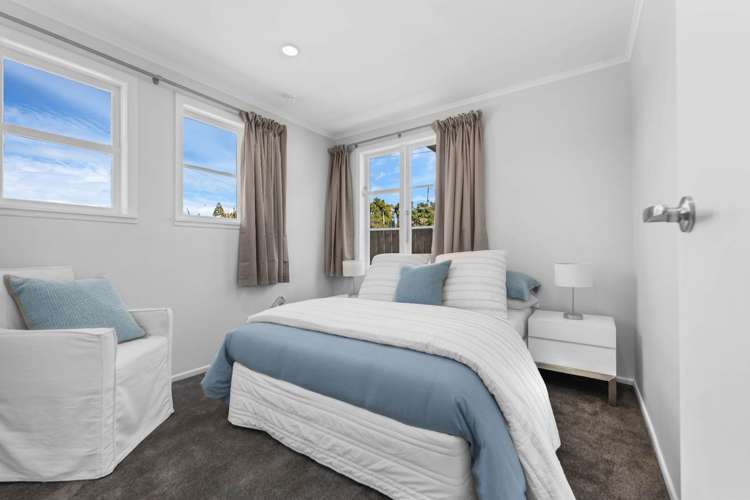 79 Onewa Road Northcote_16