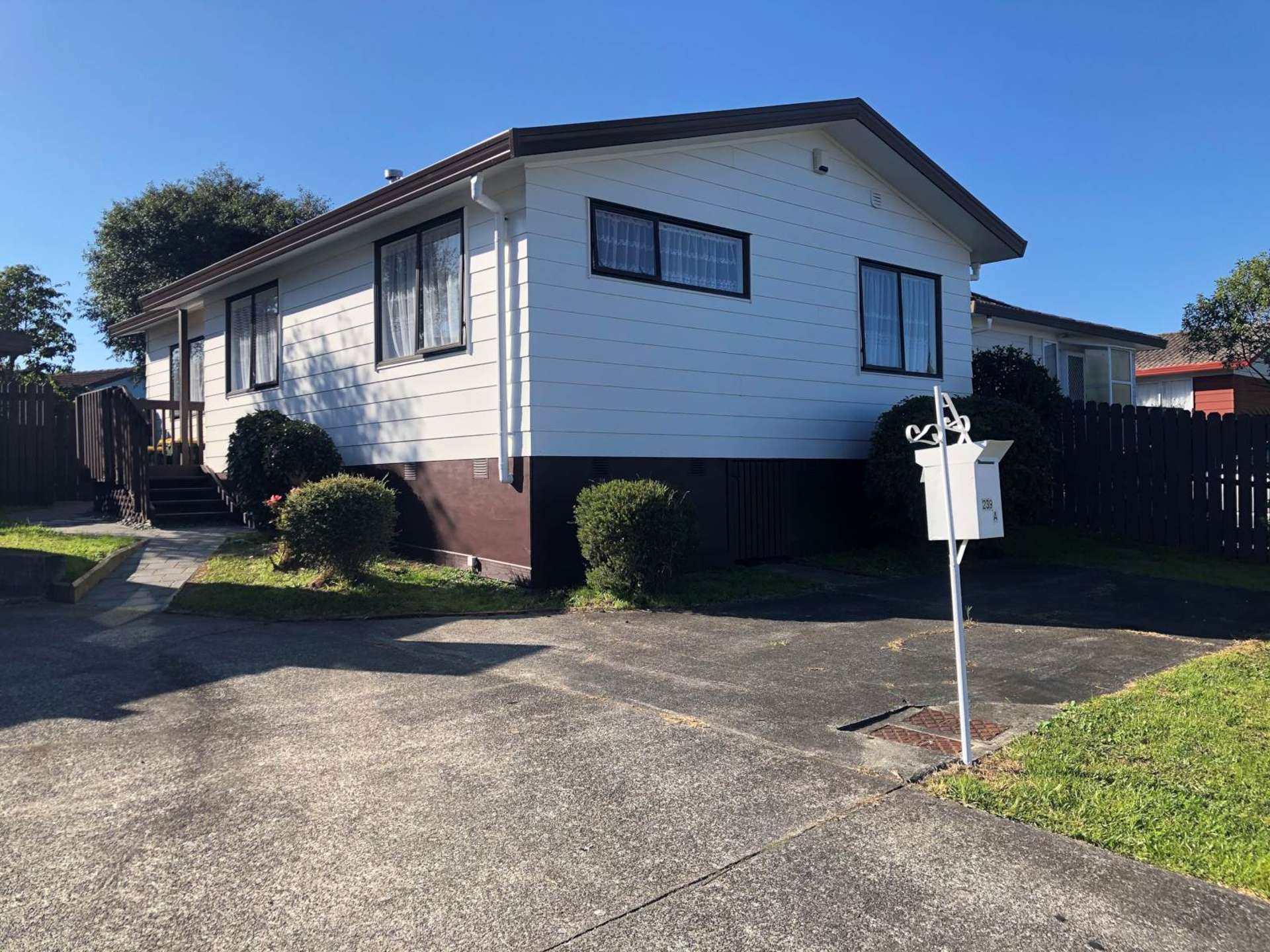 1/239 Waitemata Drive Ranui_0