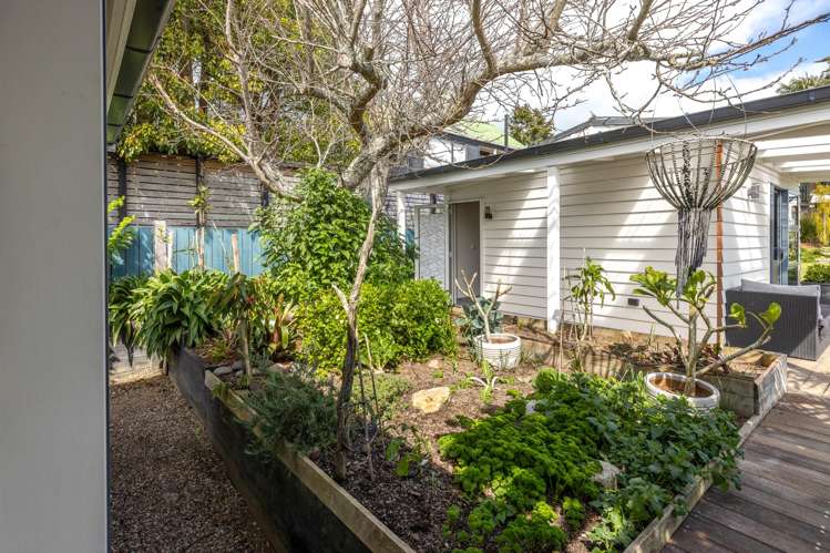 34 Alison Road Surfdale_13