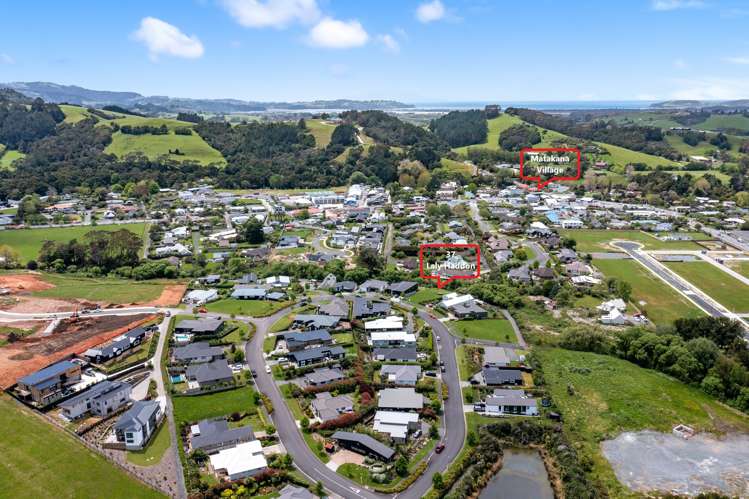37 Laly Haddon Place Matakana_5