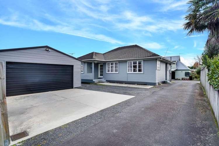 15 Bruce Avenue_0