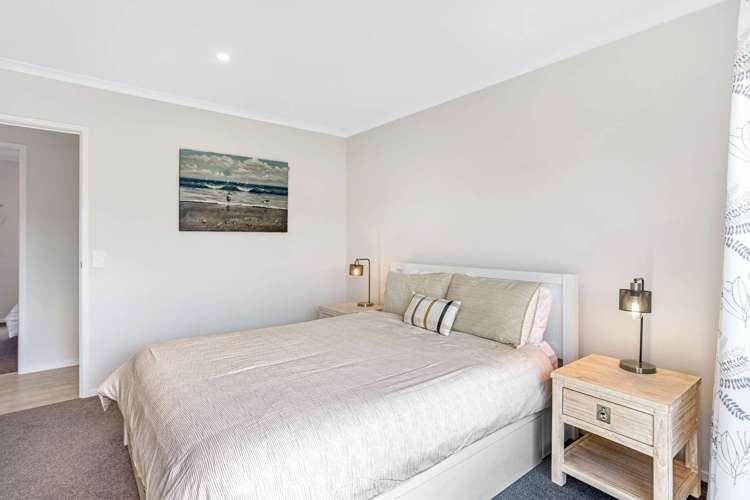 139 Rangiora Crescent Matarangi_12