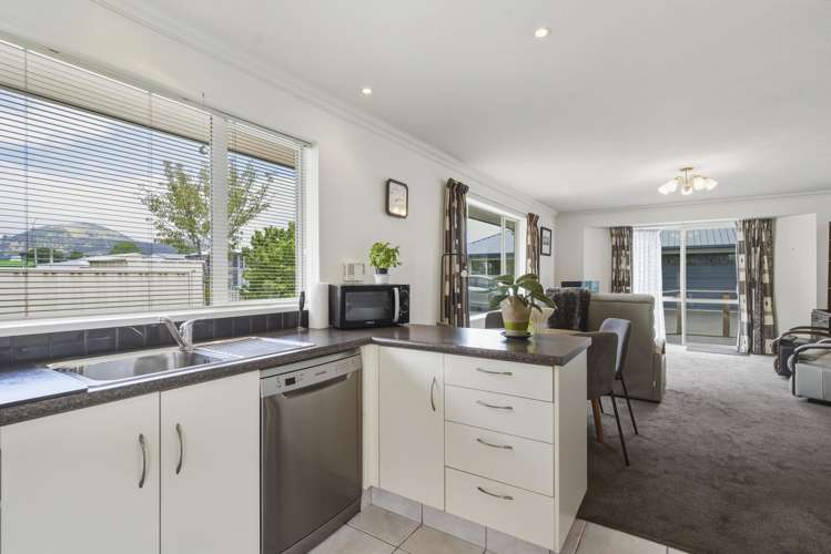 1/4 Reid Avenue Mosgiel_4