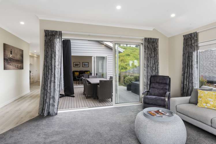 158 Arran Point Parade Orewa_7
