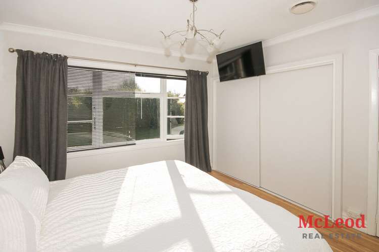 8 Pages Road Allenton_11