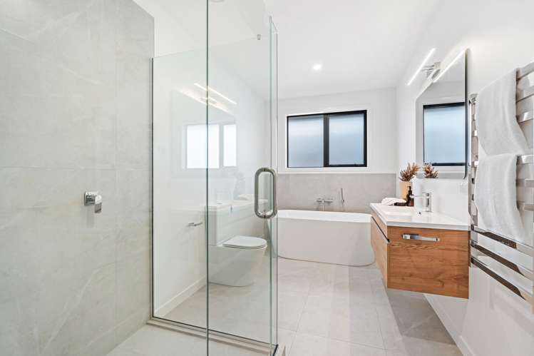 8 Te Piriti Road One Tree Point_19