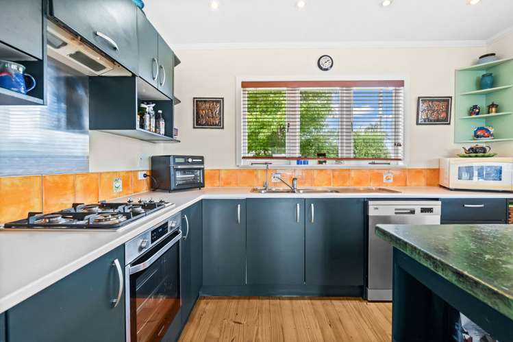 4 Handforth Street Onerahi_11