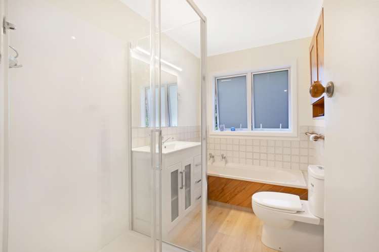 13 Wilmshurst Place Tawa_16