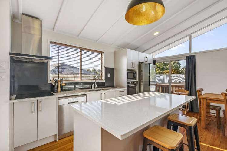 17 Newland Grove Henderson_1