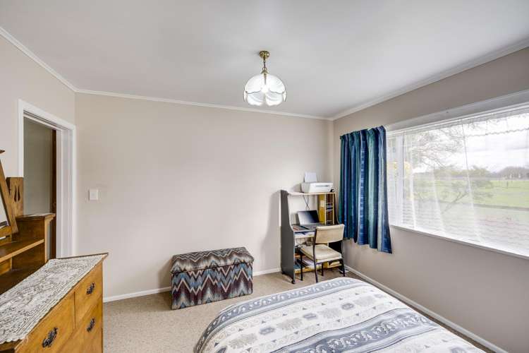 39 Farndon Road Clive_15