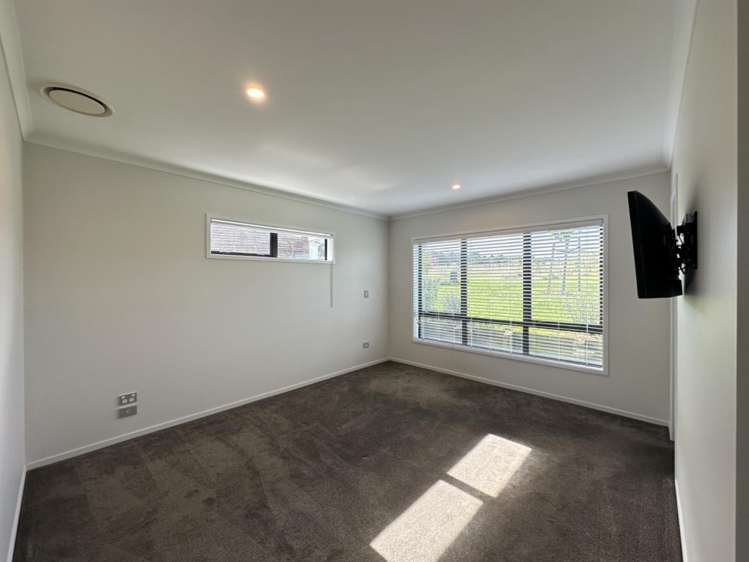 23 Helenvale Crescent 1765_1