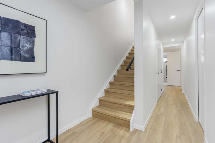 9B Catalina Crescent Forrest Hill_11