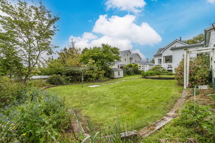 10 Rock Street Gore Surrounds_16