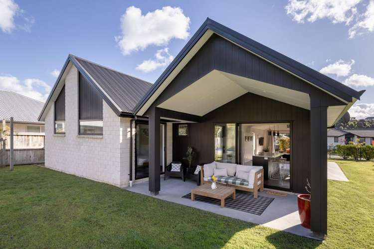 57 Pakanga Grove Pyes Pa_18