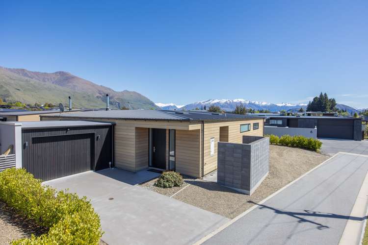 4 Stackbrae Avenue Wanaka_15