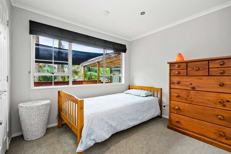 32 Clark Road Kamo_16