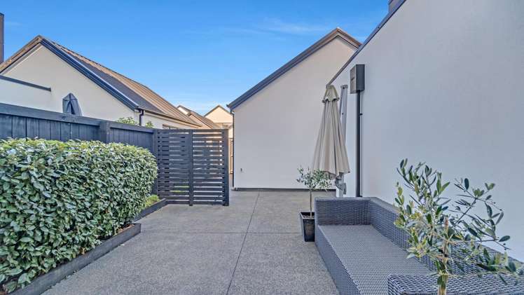 27d Lakeside Drive Pegasus_15