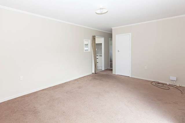 2/10 Athens Road Onehunga_3