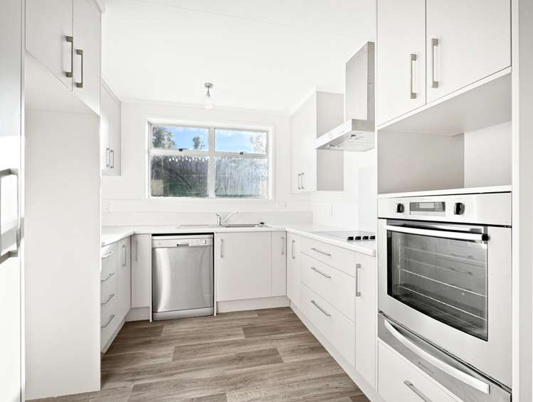 2 Meadows Lane Huntly_2