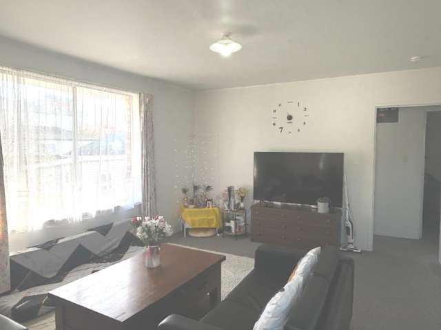 4/5 Bollard Avenue Mount Albert_1