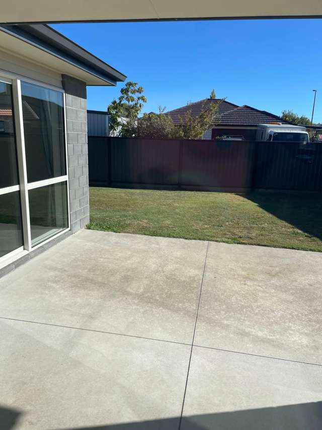 56 Stan Heather Drive Glenview_2