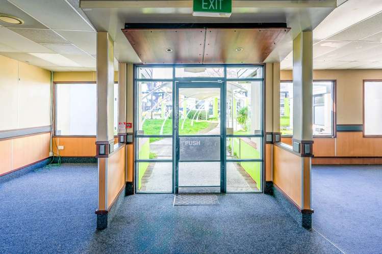 135 Great South Road Papakura_5