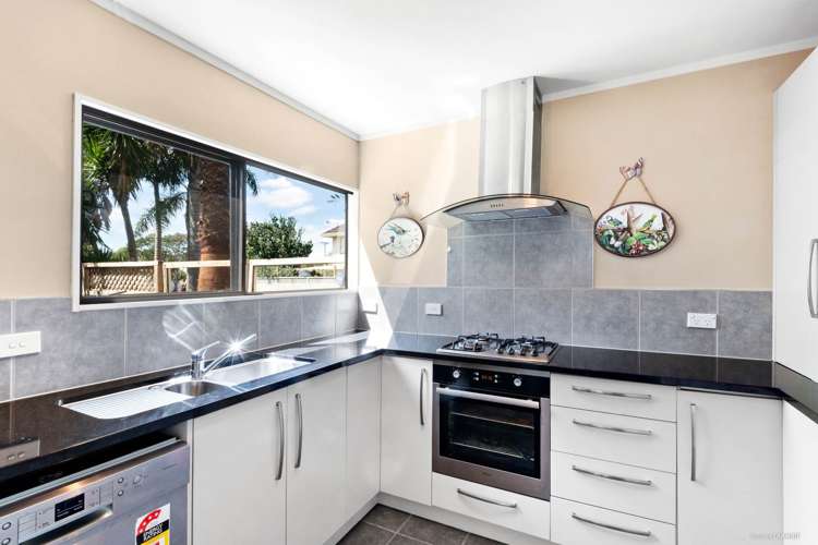 2/278 Birkdale Road Birkdale_8