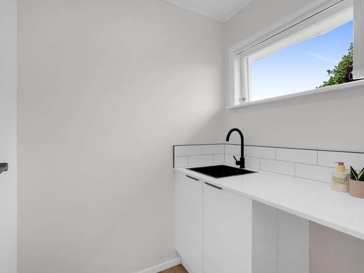 73 Lewis Street Glenview_15