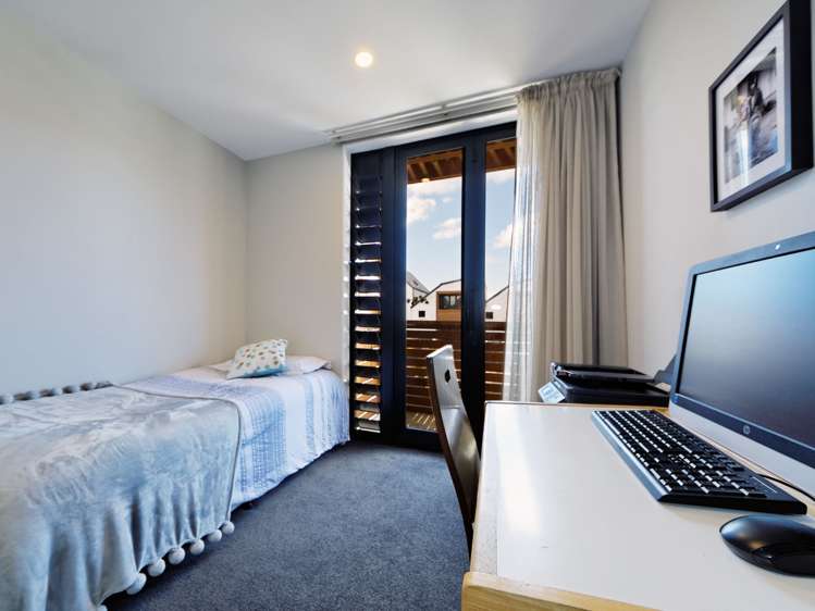 60 Squadron Drive Hobsonville_17