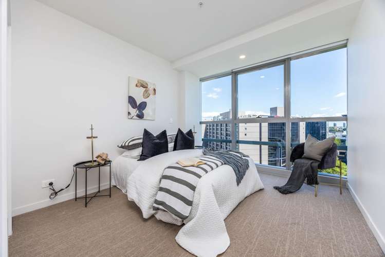 1206/1 Greys Avenue City Centre_3