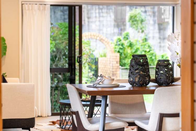 16 Trevone Place Forrest Hill_22