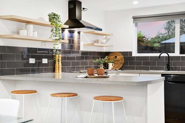 2 Wildberry Street Woolston_8