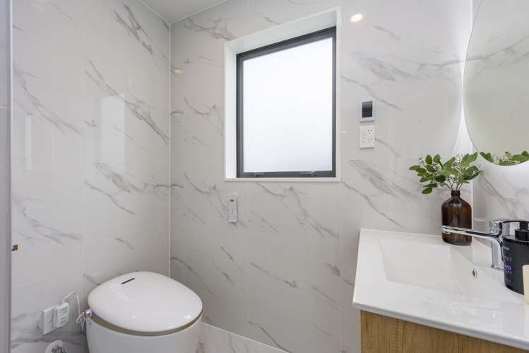 3/6 Woodhouse Place West Harbour_21