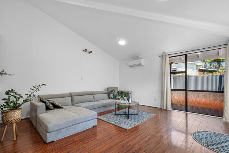 1/283 Royal Road Massey_6