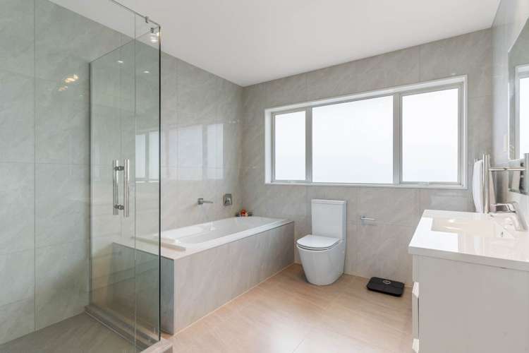 513a West Coast Road Glen Eden_16