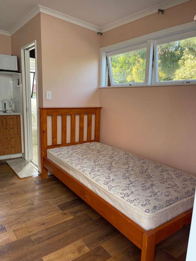 247 Glenfield Road Birkenhead_1