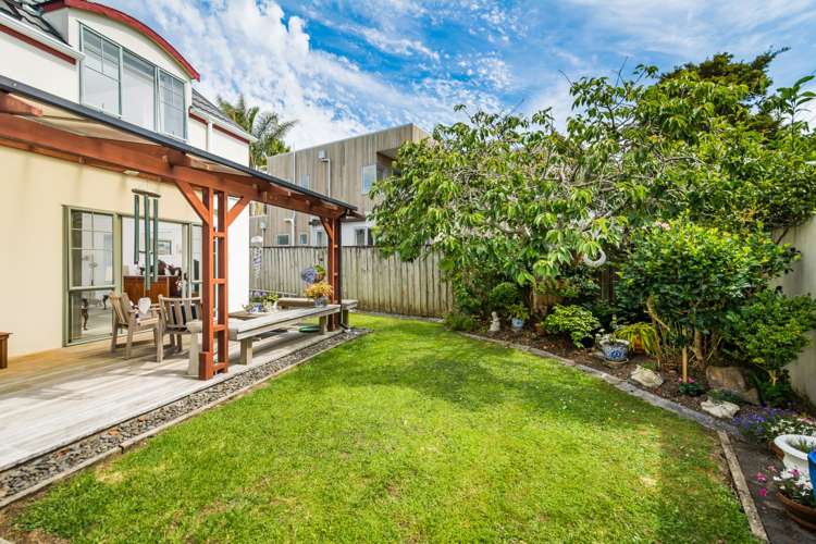 1/140a East Coast Road Forrest Hill_12