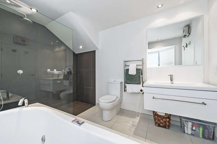 847 Poyntzs Road West Eyreton_10