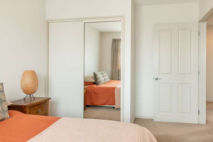 2/98 Derby Street Westport_9